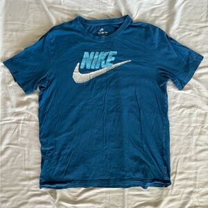 Nike Short Sleeve T-Shirt - with Nike Logo